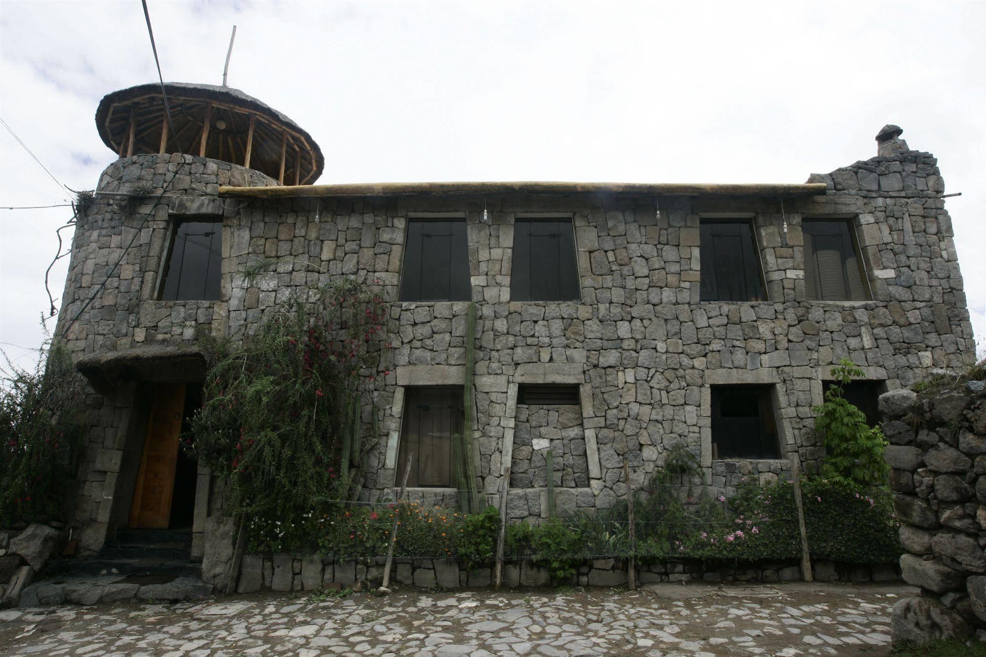 Hotel Kuntur Wassi Cabanaconde Exterior foto